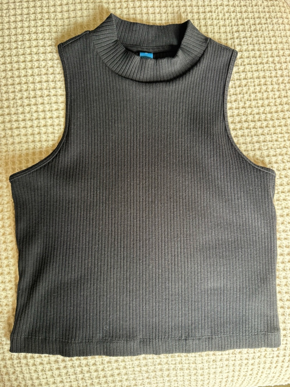 Old Navy Mock Neck Ribbed Tank